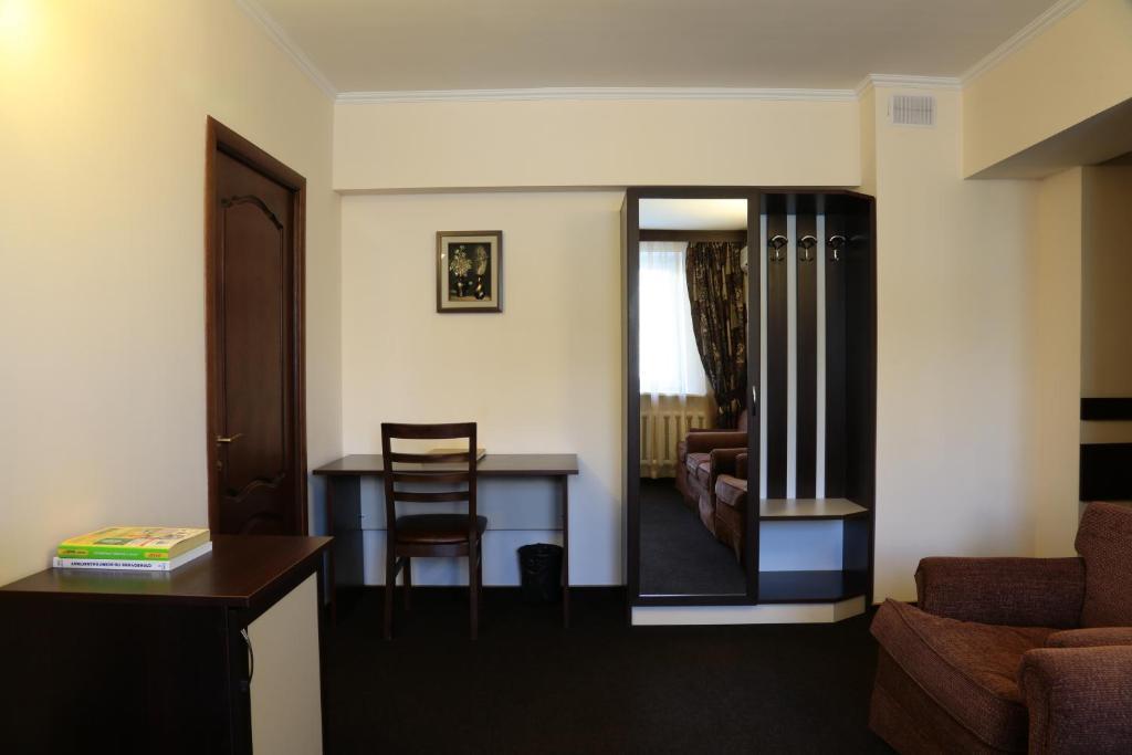 Salem On Samal Hotel Almaty Room photo